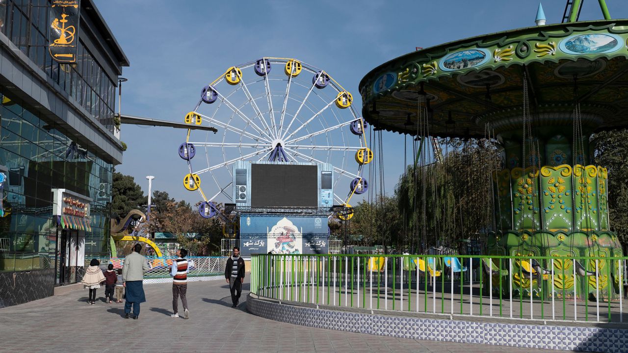 - Amusement Park - “ຕາລີບັນ” ຫ້າມ “ຜູ້ຍິງ” ເຂົ້າສວນເຄື່ອງຫລິ້ນ ໃນເມືອງຫລວງອັບການິດສະຖານ