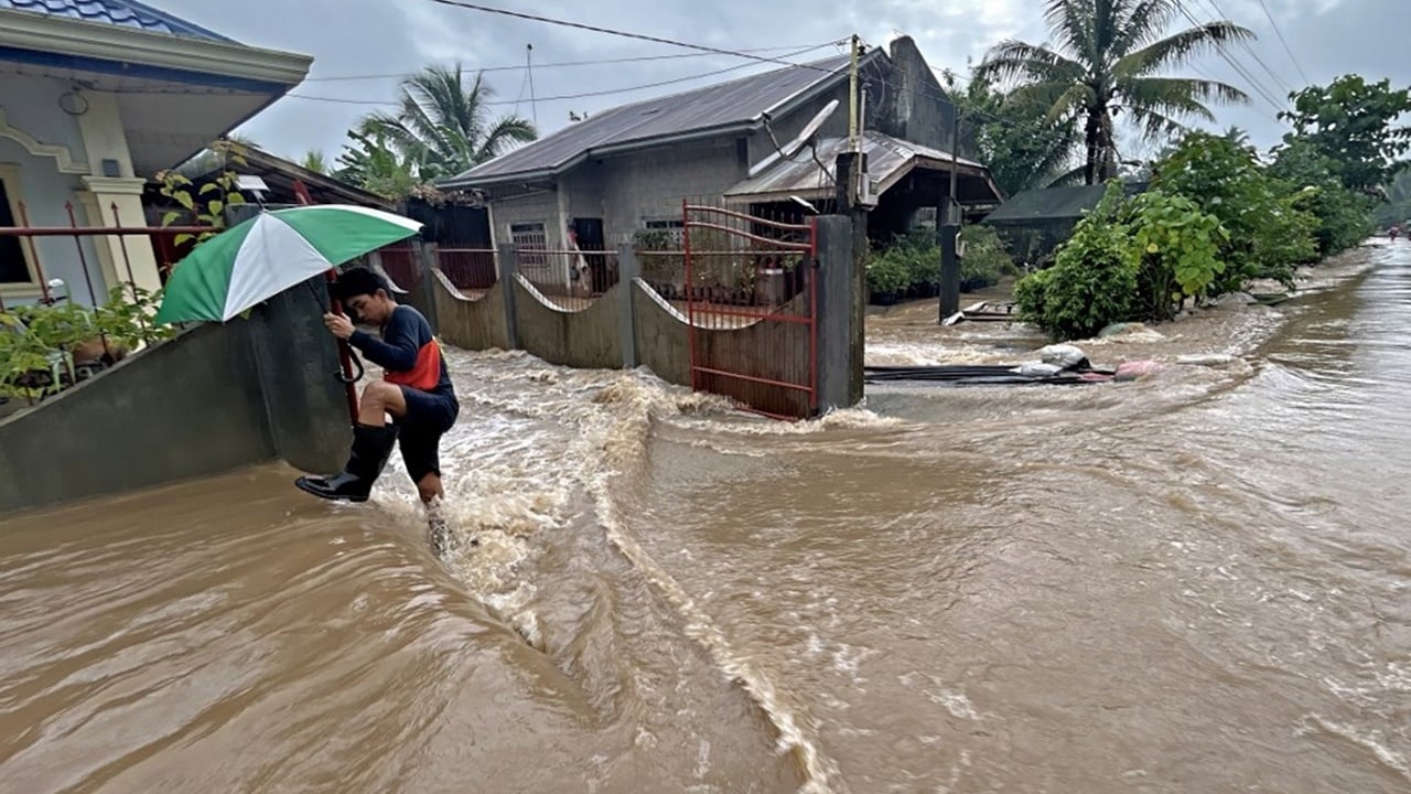 ເກີດເຫດນ້ຳຖ້ວມ ແລະ ດິນເຈື່ອນຢູ່ຟີລິບປິນ ມີຜູ້ເສຍຊີວິດແລ້ວ 14 ຄົນ - dFQROr7oWzulq5Fa5LTj77kmY4YDVKPk4IUaT3ZMVH8HMq8YGC1GkEDQ7ZO9Wo666ju - ເກີດເຫດນ້ຳຖ້ວມ ແລະ ດິນເຈື່ອນຢູ່ຟີລິບປິນ ມີຜູ້ເສຍຊີວິດແລ້ວ 14 ຄົນ